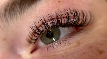 Elda Beauty image 2