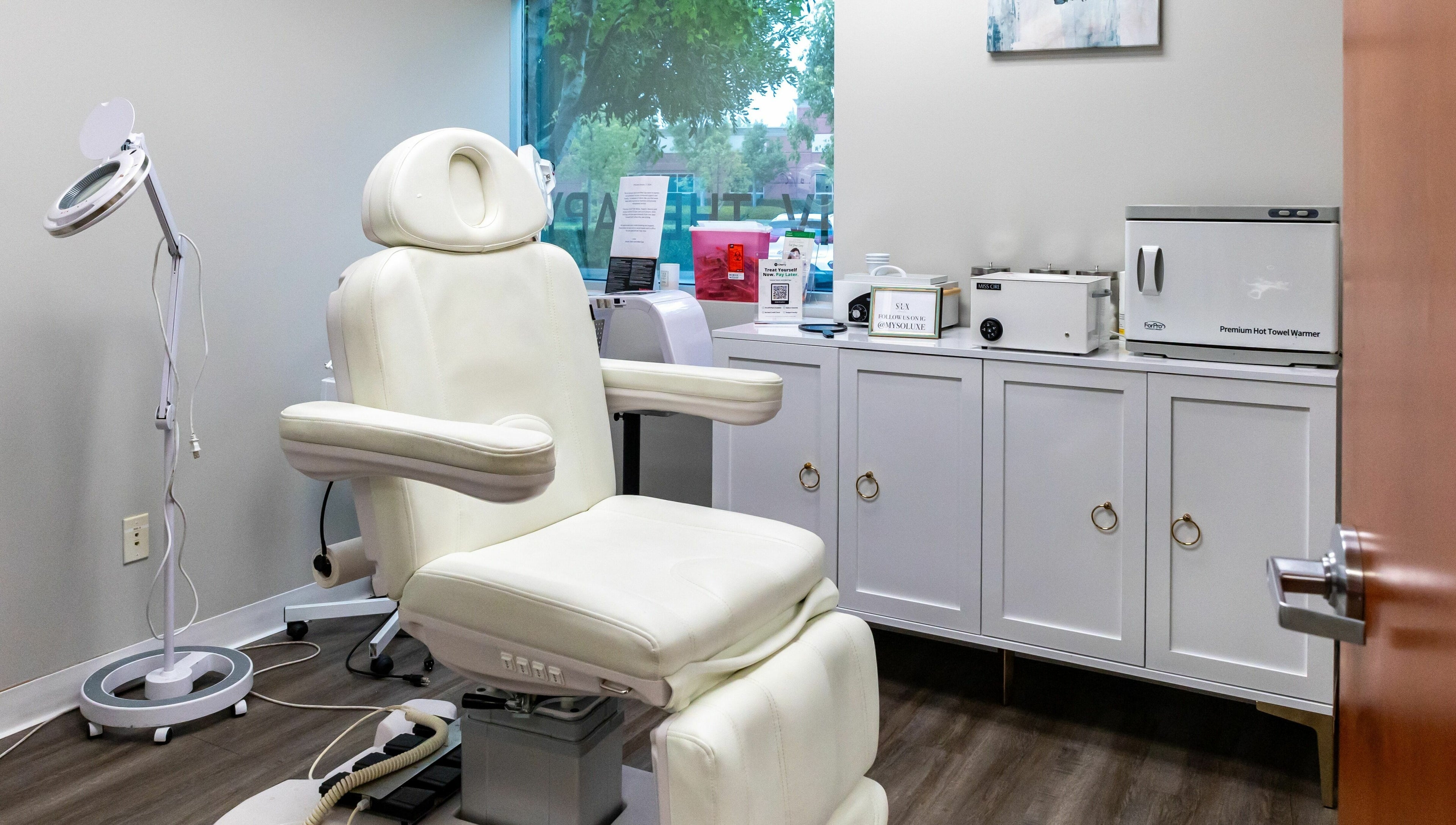 Luxurious treatment chair at So Luxe Med Spa, Rancho Cucamonga, California, US, offering comfort and relaxation.