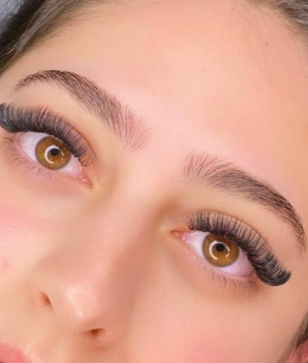 Miss Melbourne Lashes image 2