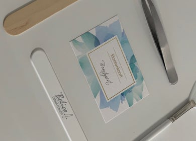 Verzorgingsinstrumenten bij Beautynest in Herent, Vlaanderen, BE voor ultieme schoonheidsbehandelingen.