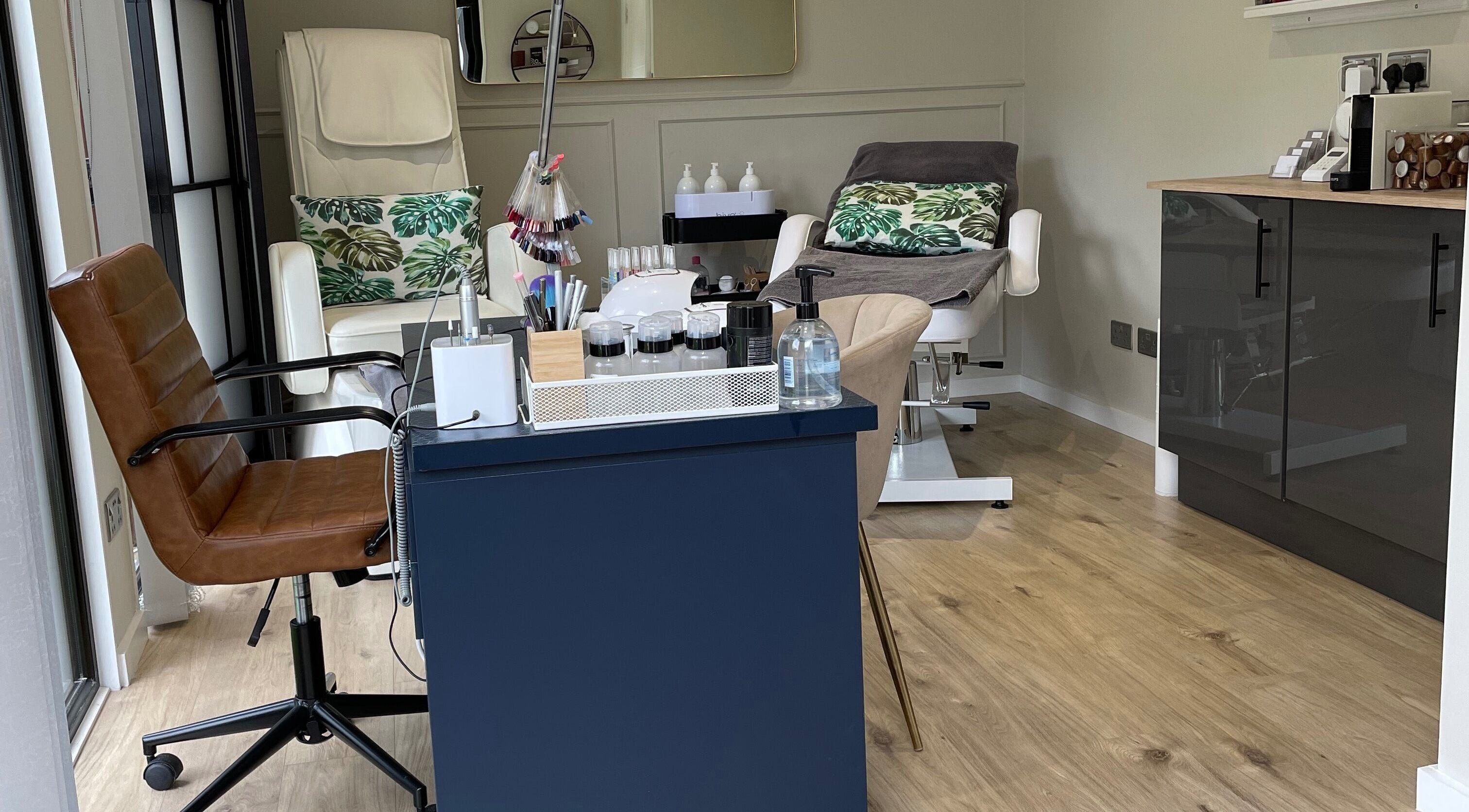 Cozy beauty studio at Nails and Beauty by Tara in Holywood, Northern Ireland, GB with chic décor and nail care setup.