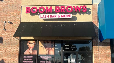 Boom Brows Lash Bar and More – obraz 3