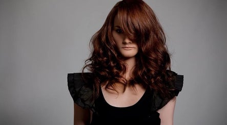 L & M Hair