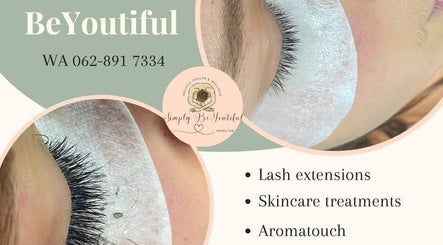 Lash extensions showcase at Simply BeYoutiful, Cape Town, Western Cape, ZA. Highlight your beauty naturally.