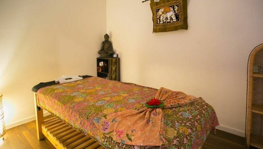 Longlife Thai Massage image 1