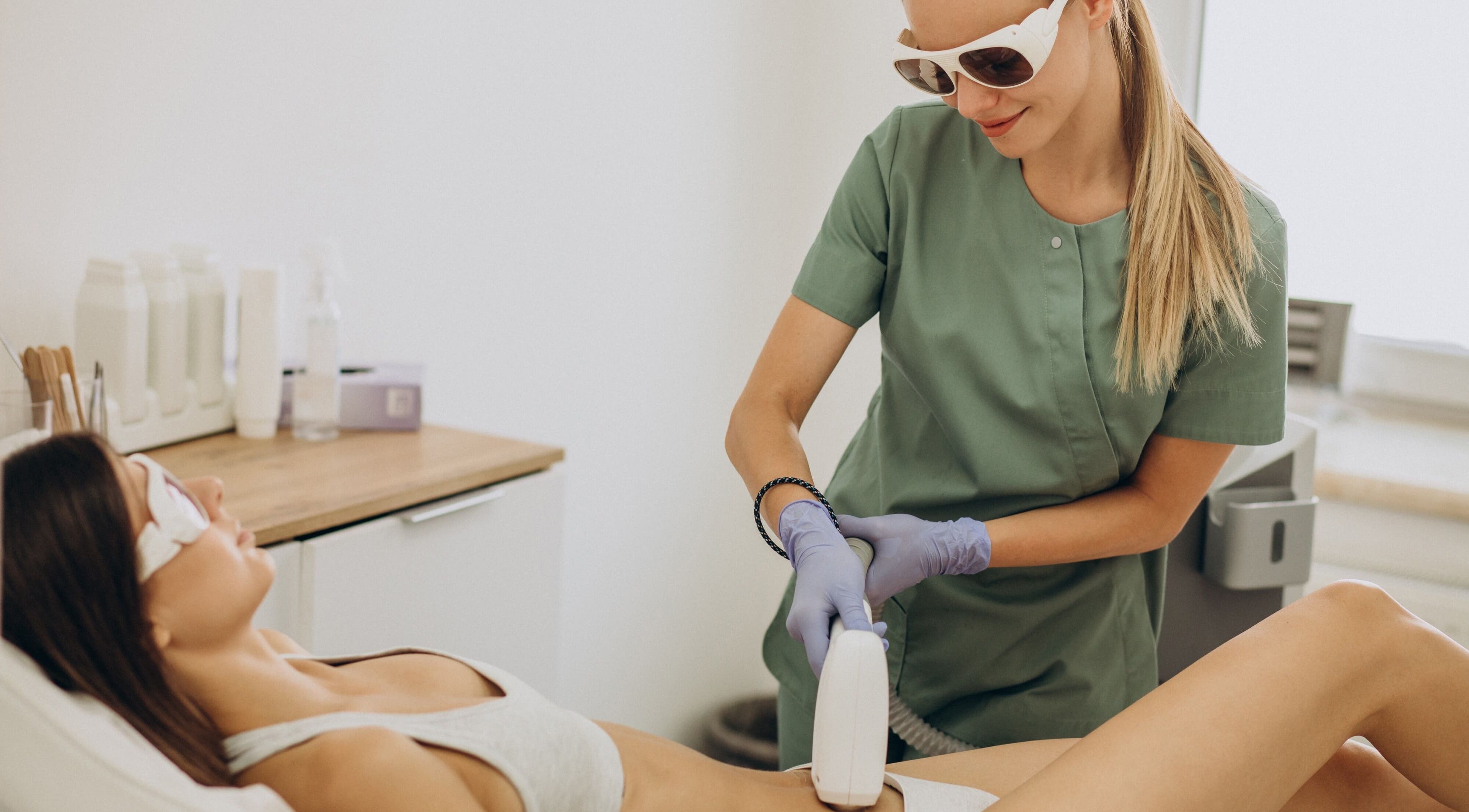 Процедура лазерної епіляції в Lazer Studio (ТЦ Атріум), Ternopil, Ternopil Oblast, UA.