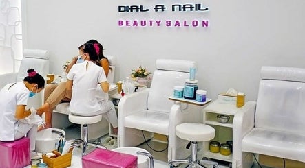 Dial A Nail - Boulevard | Hair Servicesの画像：3