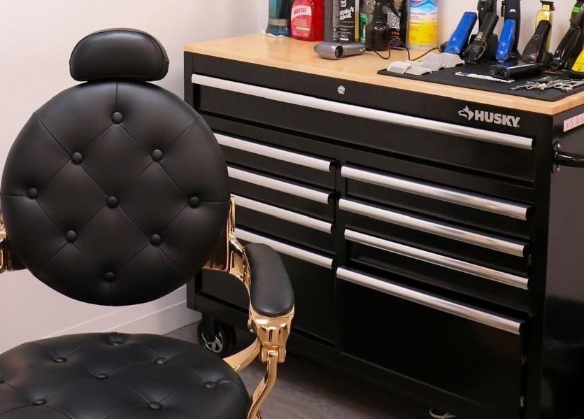 Luxurious salon chair and tool station at Master Cuts, Oshawa, Ontario, CA offering premium grooming.