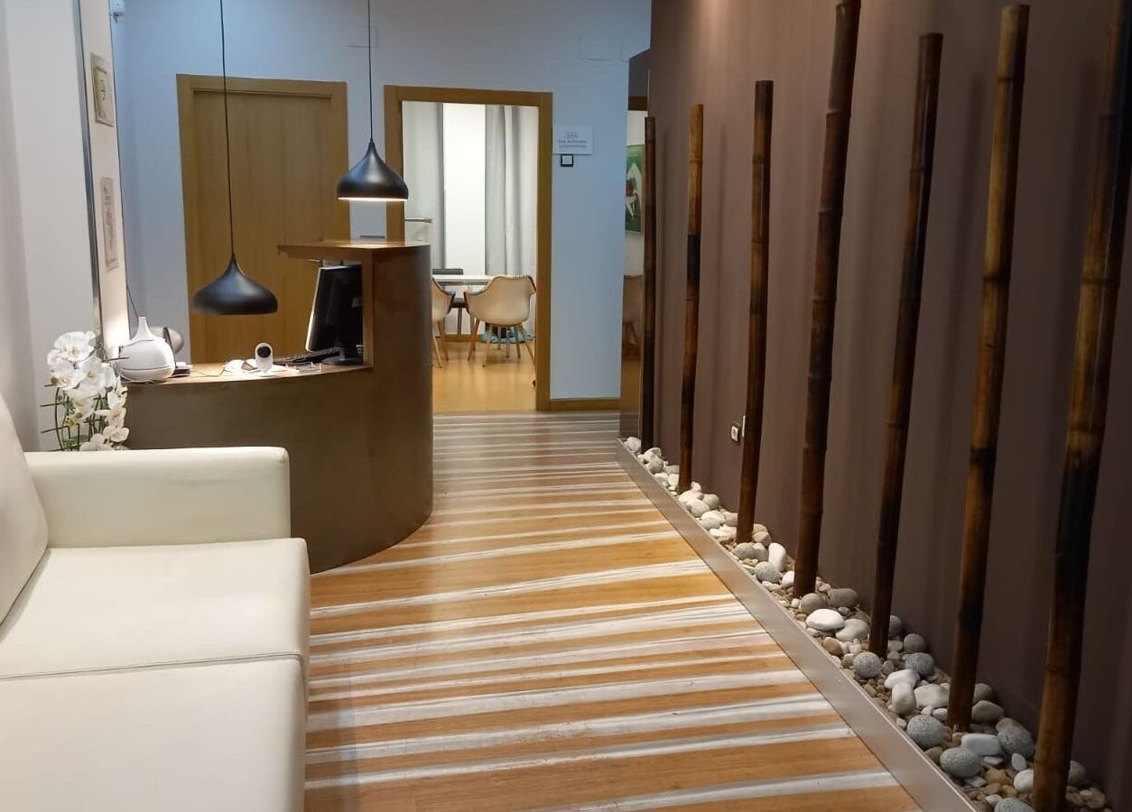 Recepción acogedora en WCL. Wellness Clinic León. Medicina Estética, León, Castilla y León, ES.