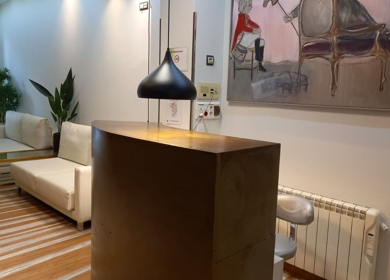 Recepción moderna de WCL. Wellness Clinic León. Medicina Estética en León, Castilla y León, ES.