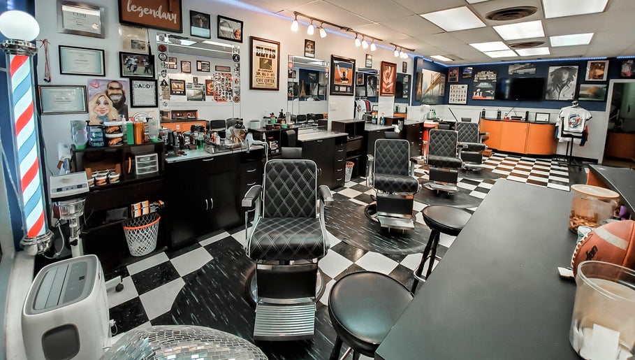 Legendary Looks Barbershop изображение 1