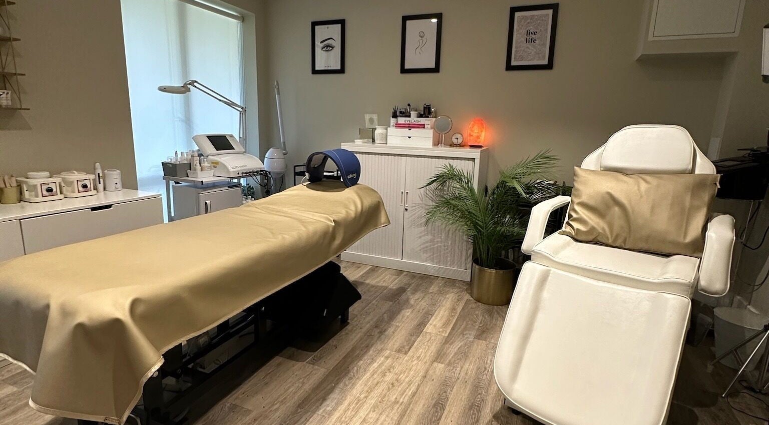 Relaxing treatment room at Eden Hair And Beauty in Ashford, England, GB, featuring a modern design and soothing ambiance.