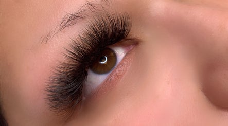 Lush Lash llc image 2