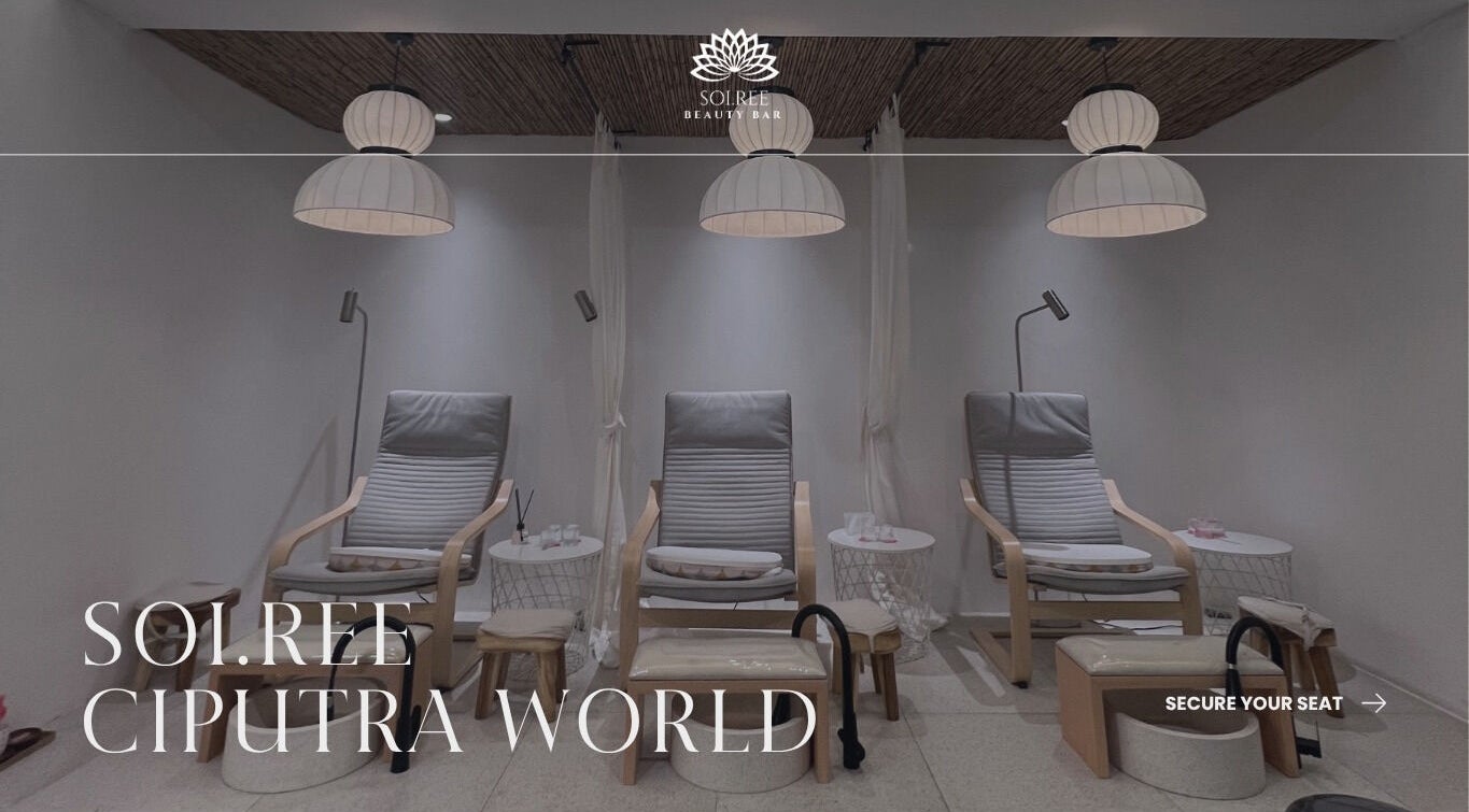 Elegant pedicure chairs at SoiRee Ciputra World, Jawa Timur, Jawa Timur, ID, exude tranquil luxury.