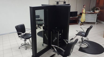 Le Monde De Paula Ltd - LMDP Haircare