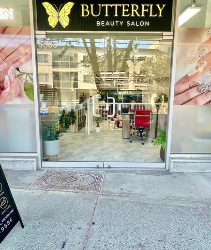 Butterfly Beauty Salon | W 10th Avenue – obraz 2