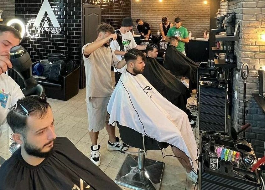 Salon Alex Constantin Concept oferind coafuri moderne în București, București, RO, cu servicii profesionale.
