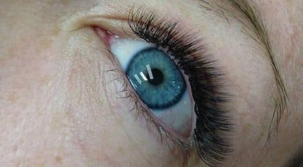 LUXE Tanning and Lash Studio obrázek 3