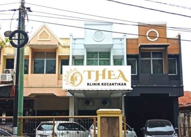 Front view of Klinik Kecantikan Thea in Bandar Lampung, Lampung, ID with signage and building exterior.