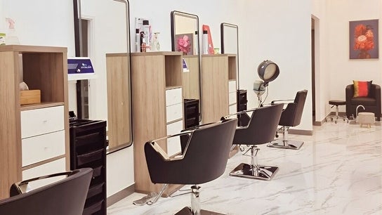 Ombre Salon for Ladies Branch
