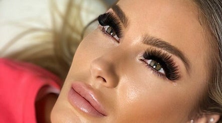 Browbrows Ltd image 2