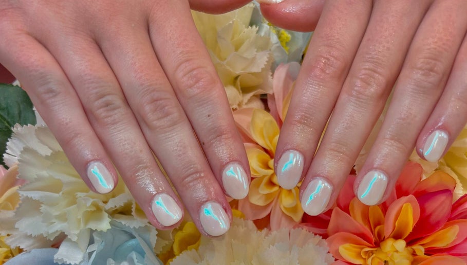 Petite Nails and Spa image 1