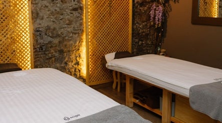 Born Massage & Beauty Princesa image 3