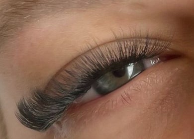 Stylish eyelash extension at Fairytale Lashes and Beauty, Rayleigh, England, GB, showcasing expert application.