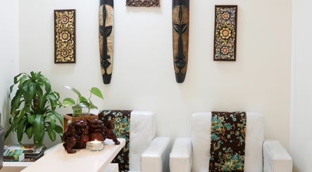 Tanning Zone Salon image 2