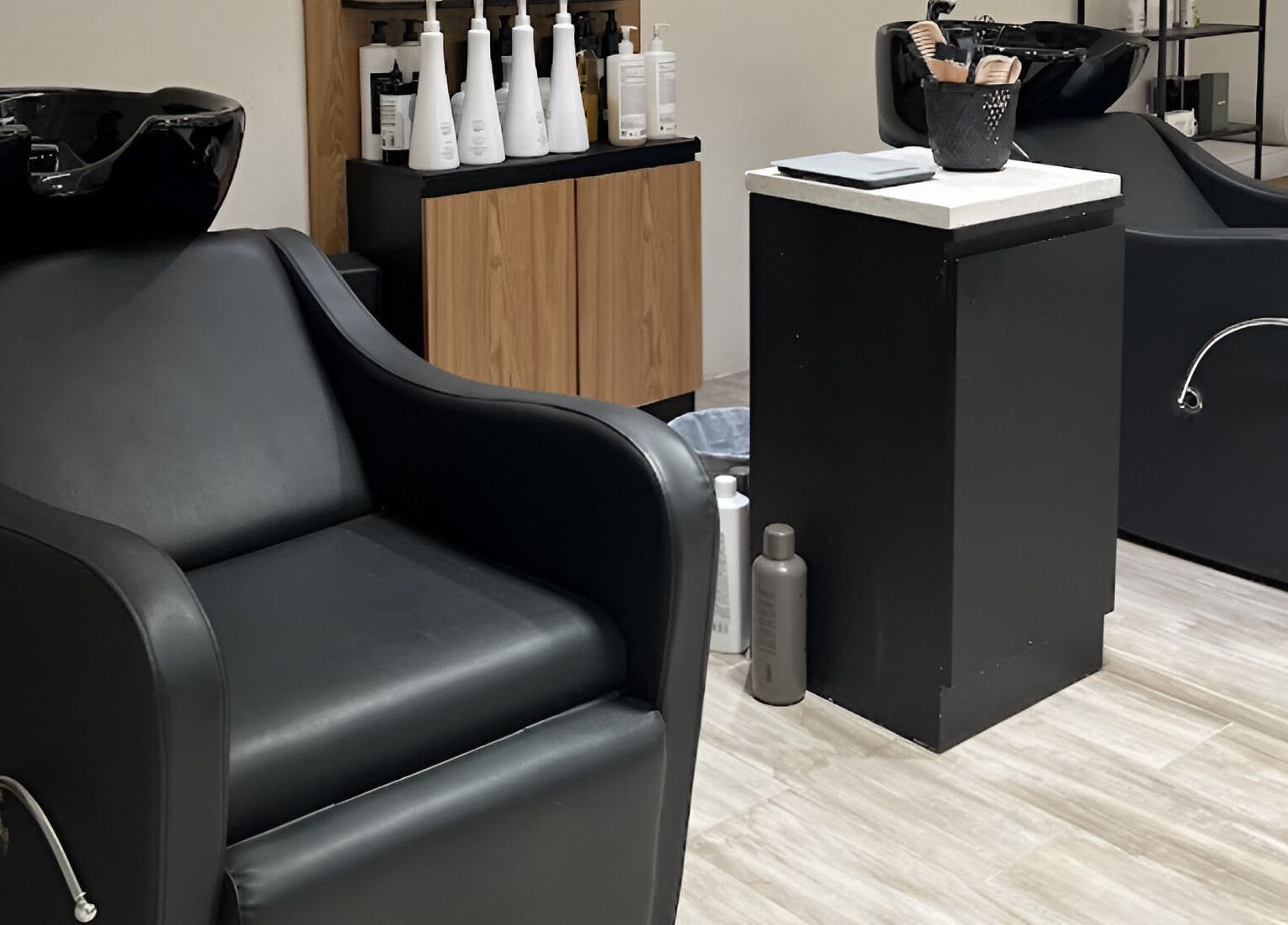 Elegant wash station at ZK Beauty & Spa, Muscat, Muscat Governorate, OM enhancing luxury hair care experience.