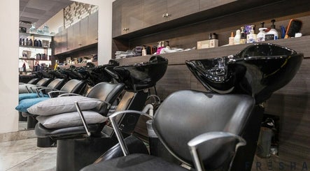 Hire Ponte Bella Hair Salon - Hair Stylist in Brentwood, New York