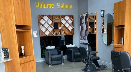 Volume Gents Salon