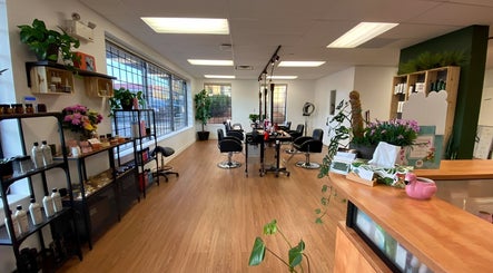 Second Nature Beauty Collective