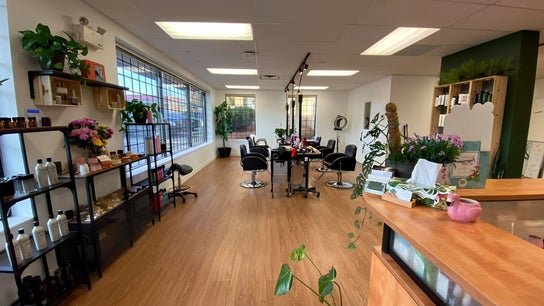 Second Nature Beauty Collective