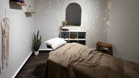 The Beauty Lab by Paola Estefania
