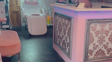 Retreate Beauty, Sunbeds & Aesthetics image 2