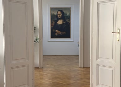 Stylish entryway of Koliya Nails showing elegant decor and warm ambiance in Wien, Wien, AT.