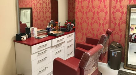 Shahnaz Husain Franchise Salon – obraz 2