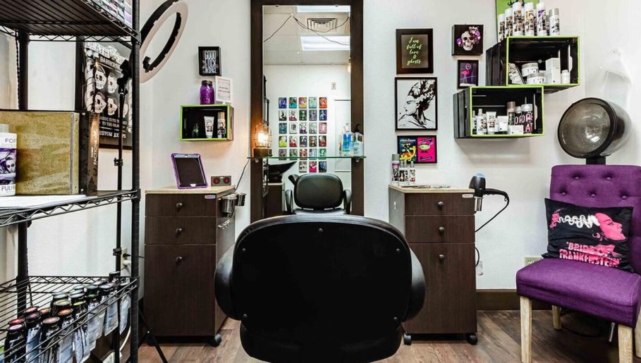 Villain Salon Studio kép 1