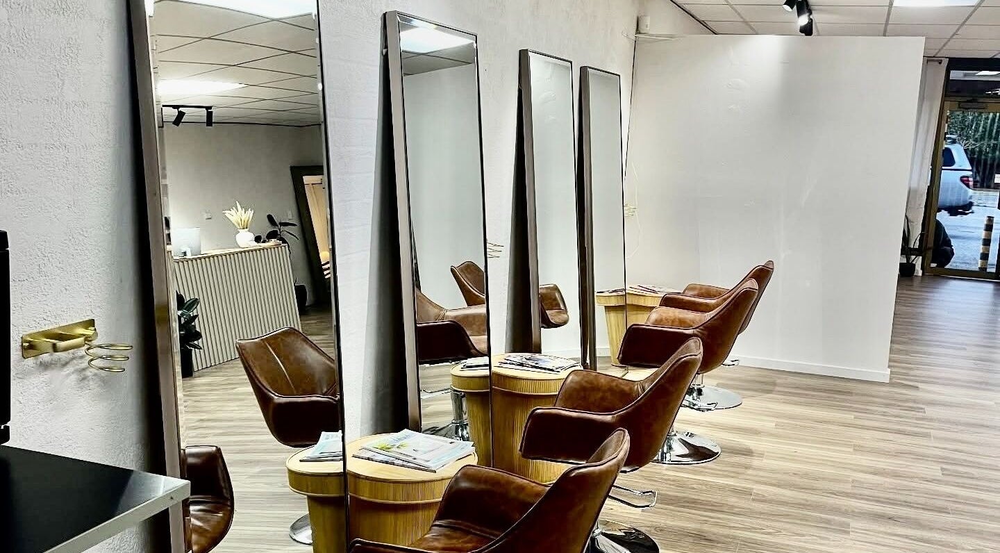 Chic salon chairs and mirrors at Willow & Co Studio, Seaford, South Australia, AU.