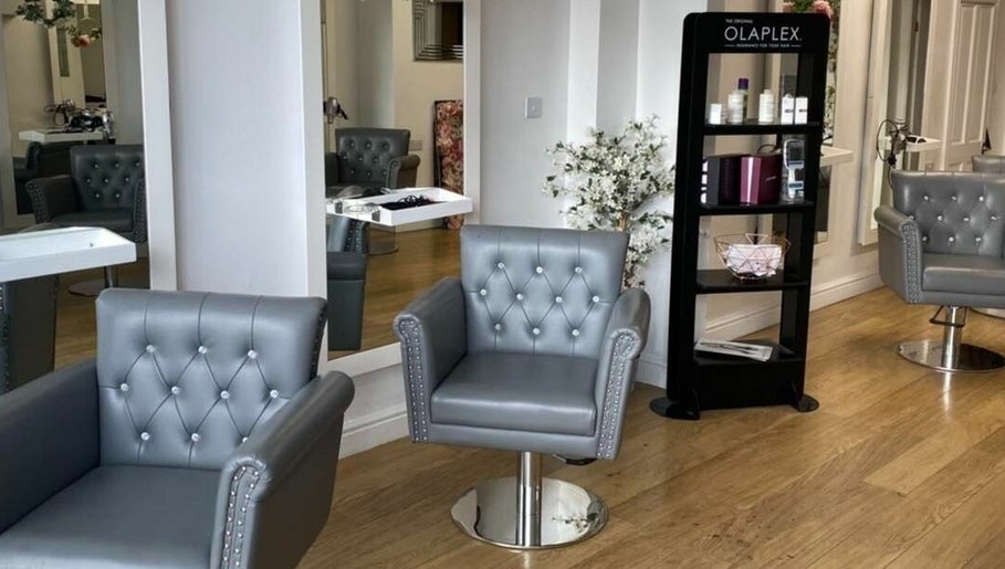 Εικόνα La Coco Queensferry Salon 1