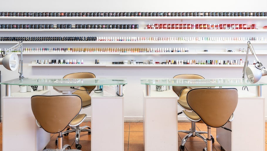 Nail polish selection at Spa ManiPedi, Côte Saint-Luc, Québec, CA, showcasing vibrant manicure options.