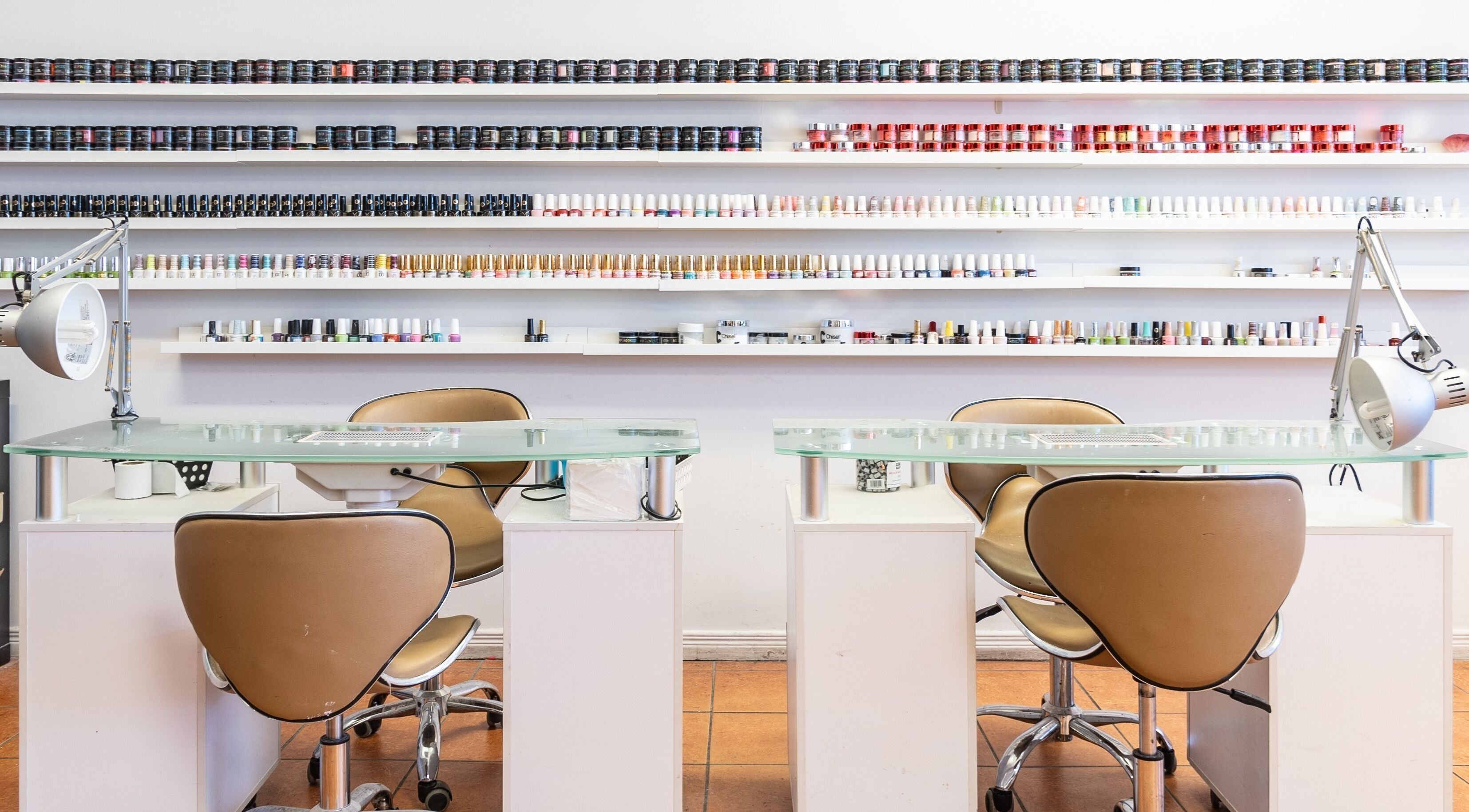 Nail polish selection at Spa ManiPedi, Côte Saint-Luc, Québec, CA, showcasing vibrant manicure options.