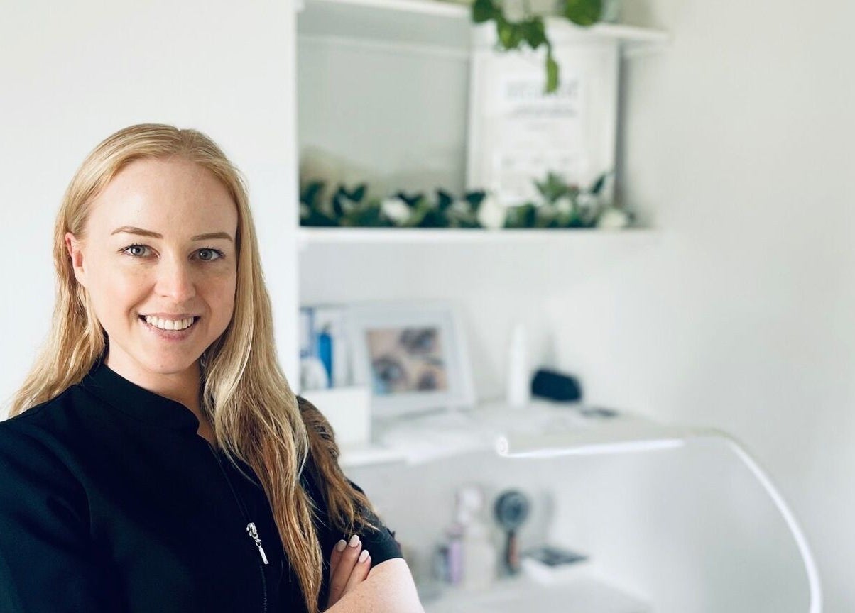 Professional stylist at Lashed in London, inviting atmosphere, London, England, GB.