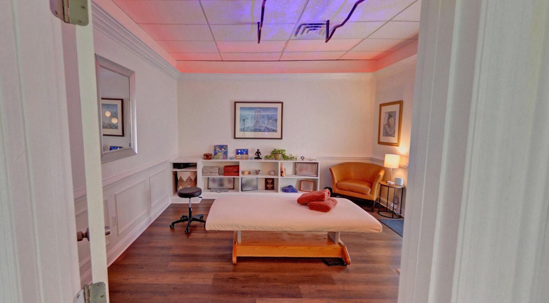 Relaxing therapy room at Jasmine Advanced Bodywork and Healing Center, Jacksonville Beach, Florida, US.