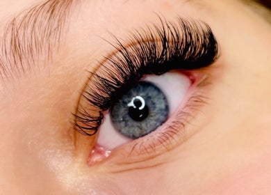 Close-up of expertly applied lashes at Minxy Lash, Warrington, England, GB.