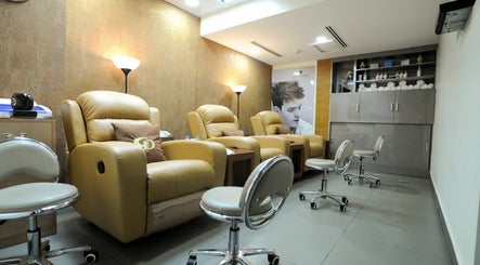 Golden Desert Spa image 2