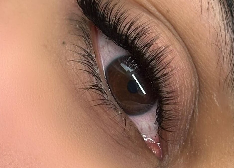 Close-up of expertly done eyelashes at Naya Saloon, Sanabis, Muḥāfaẓat Al-ʿāṣimah, BH.