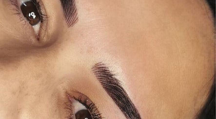 Farrah Brows & Aesthetics (Home Clinic - 3 Coombe Crescent)