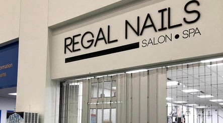 Regal Nails Salon – obraz 3